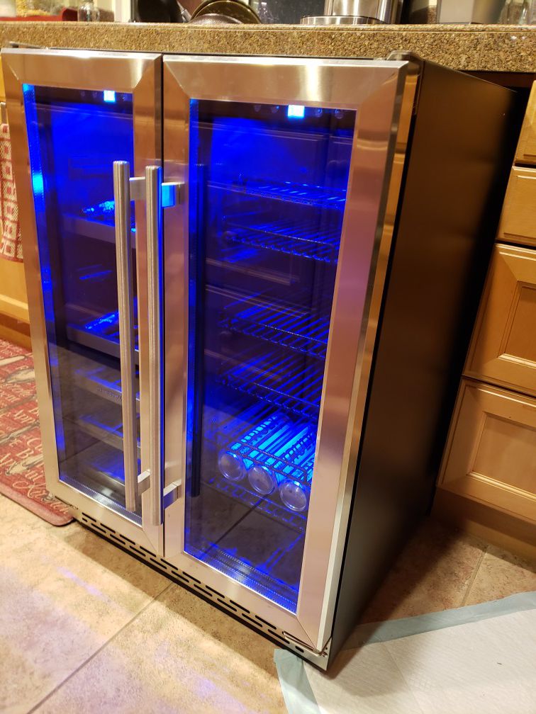 Dual zone wine fridge