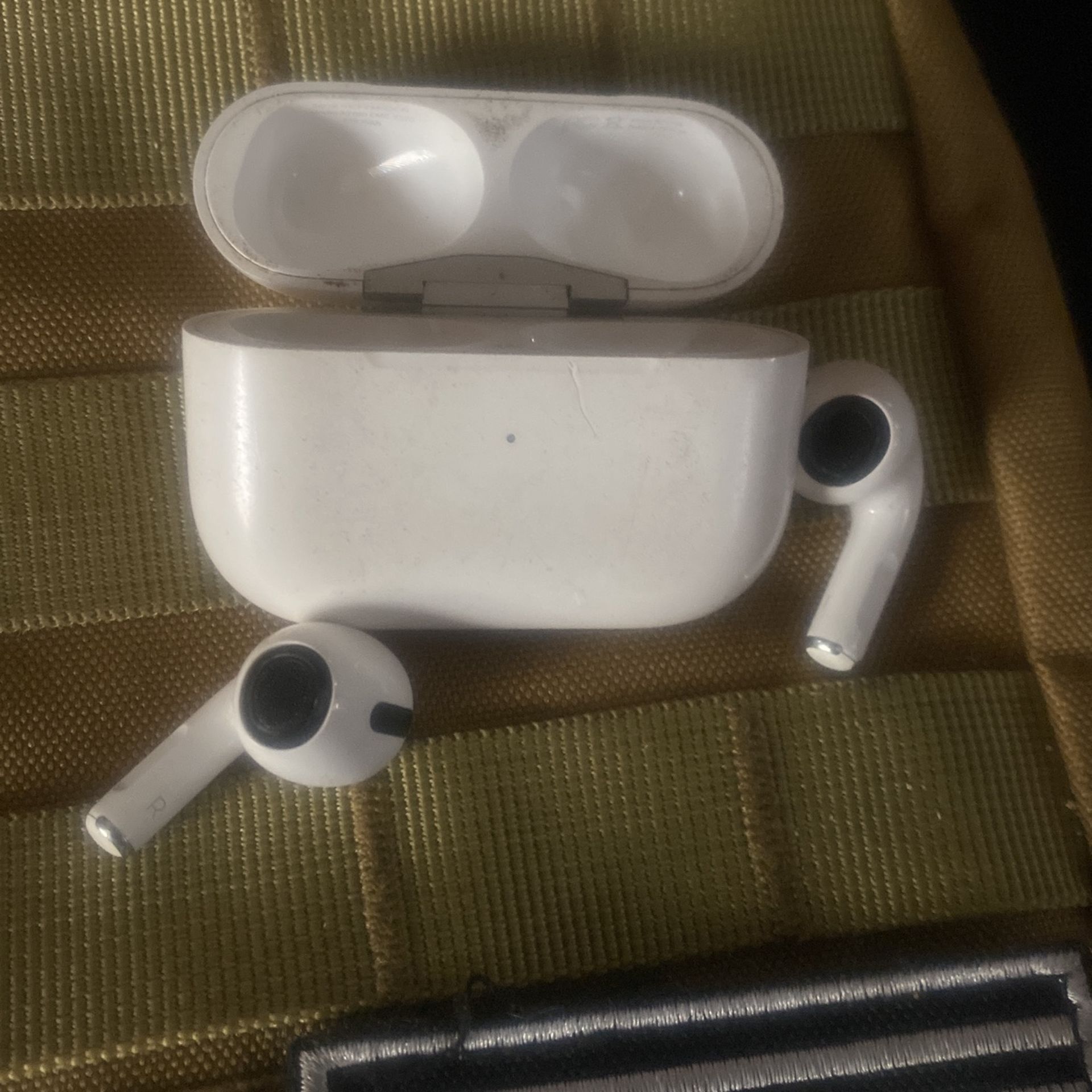 AirPods Pro
