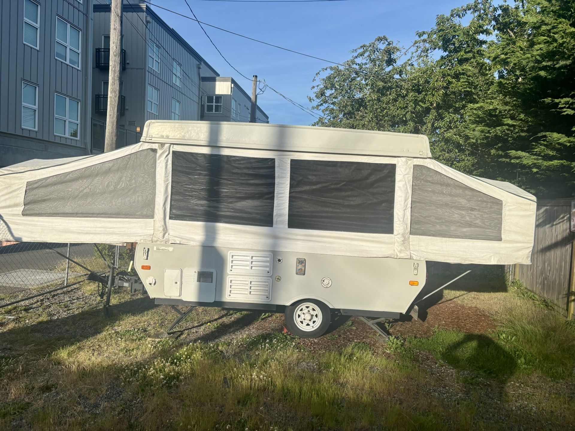 2004 Palomino Pop Up Camper