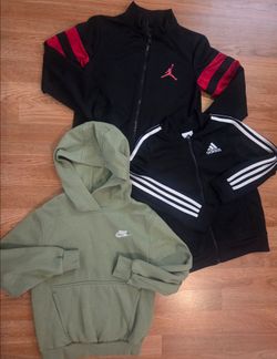 Boys sweater sz 7