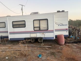 Pioneer Travel Trailer RV