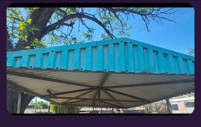 Horse Farm roof 10x16