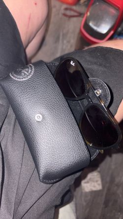 Ray ban
