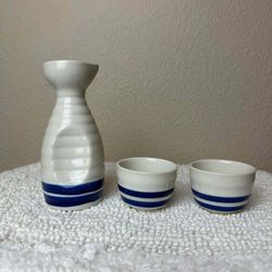 Japanese Ceramic Sake Set - Tokkuri Carafe and 2 Ochoko Cups
