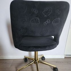Hello Kitty Vanity Chair