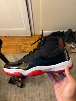Air Jordan 11 Retro Bred Sneaker
