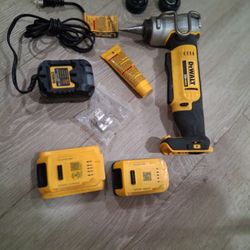 Pex plumbing tool.
Dealt- 420 retail with additional battery 100