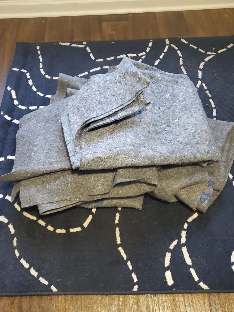 Moving blankets