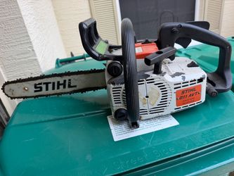 Stihl 011 AVT Gas Chainsaw