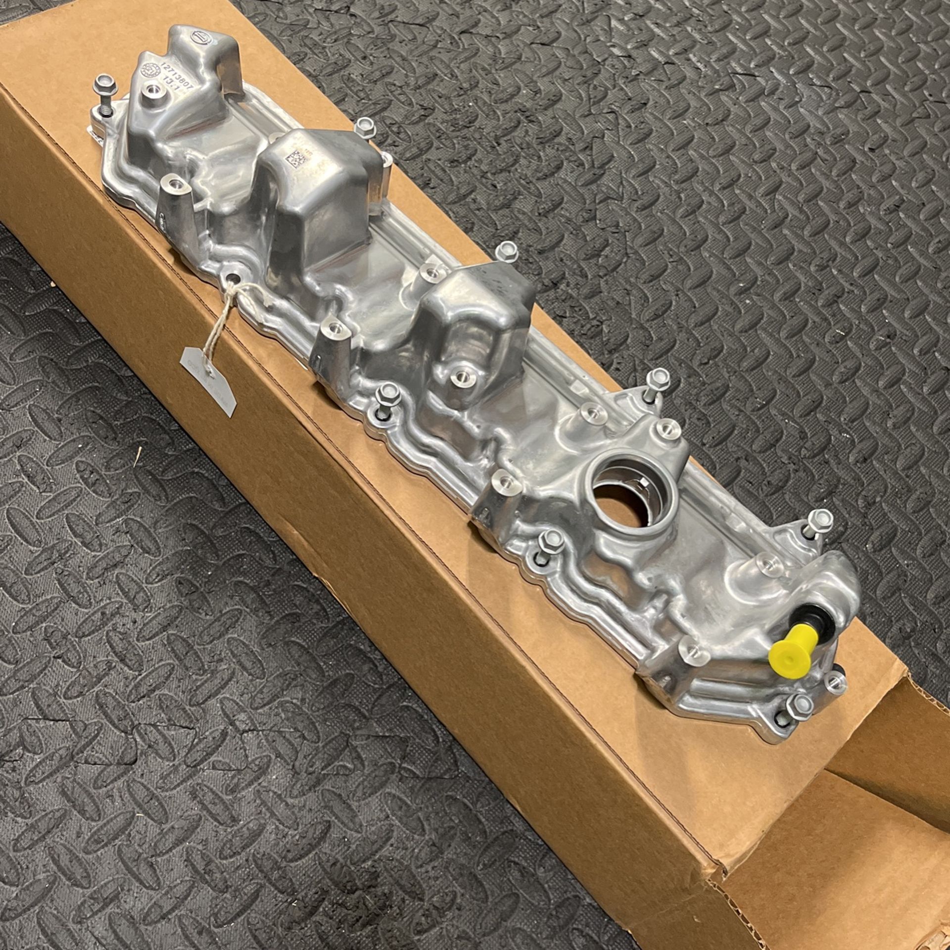 PVC Valve Cover For 2020 Chevy 5 3 For Sale In Houston TX OfferUp 5-3-vortec-valve-cover-torque-specs-cover-ytr
