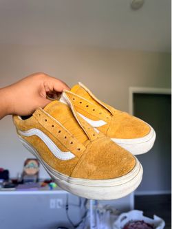 Vans women’s 6.5 Mustard Yellow Suede