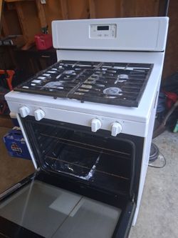 Whirlpool gas stove white