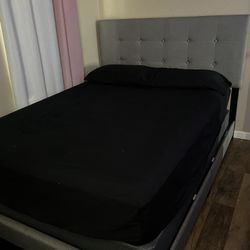 Queen Size Bed Good Condition Used For 6 Months 