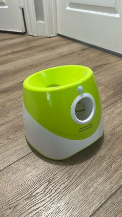 Dog fetching machine (for small dog)