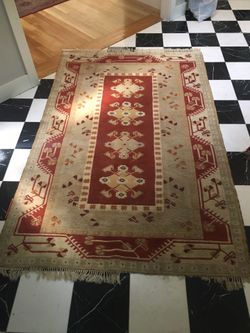 Turkish Wool Rug 5x8