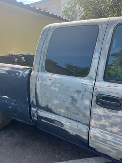 2001 Chevy Silverado crew cap right door