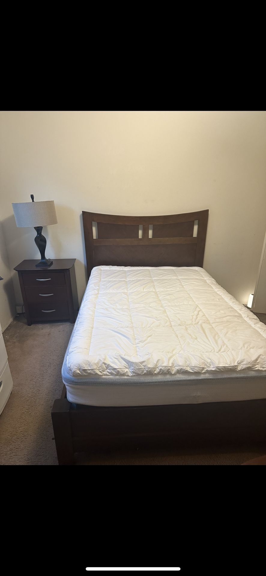 Full Size Bed Set