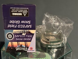 Seattle Mariners Safeco Field Snow Globe