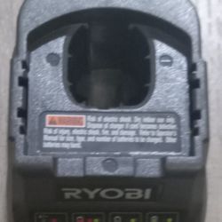 Ryobi P118B One+ 18V 18 Volt Lithium Ion Battery Charger 