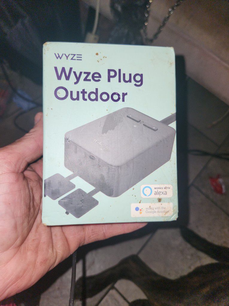 Outdoor Plug