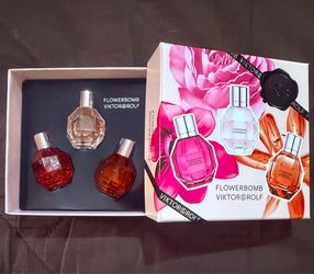 FLOWERBOMB MINI PERFUME SET