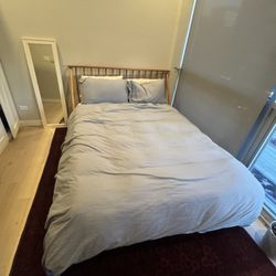 Queen Size Bed Frame And Foam Mattress 