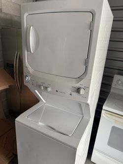 Frigidaire Unitized Laundry Center 