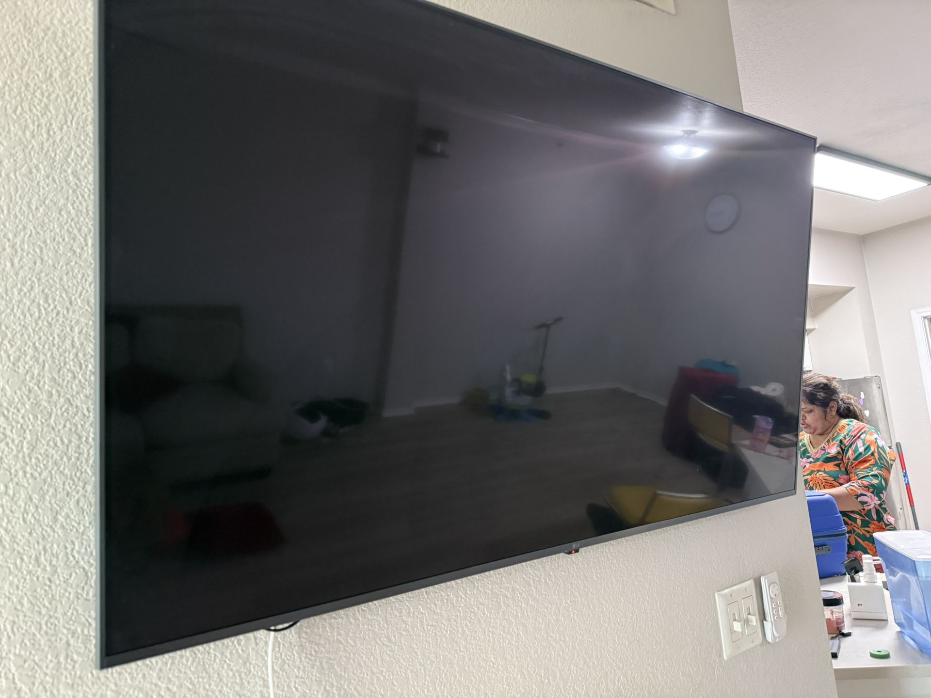 32 inch samsungHD tv