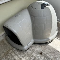 Igloo Dog House Xl