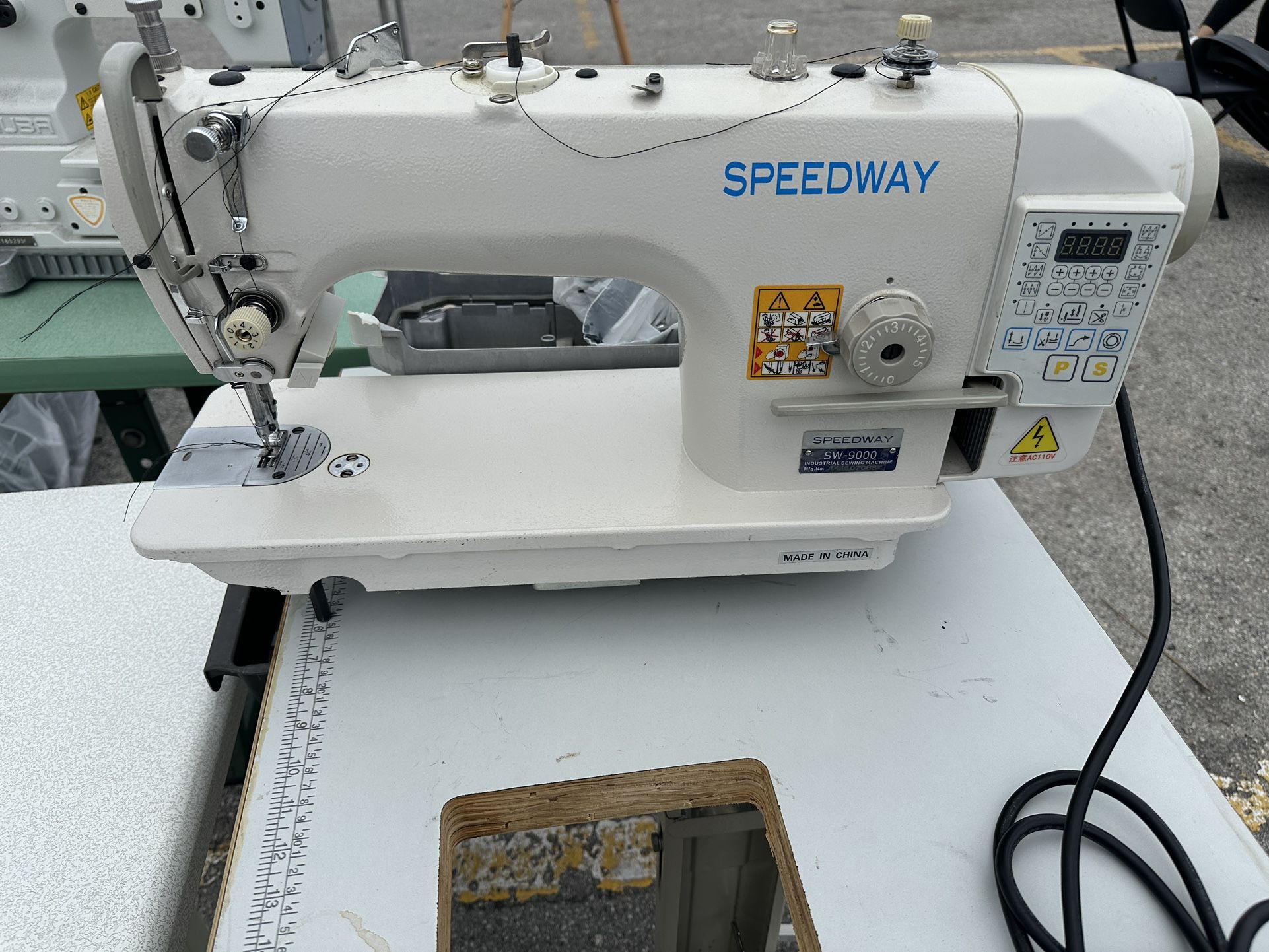 Lockstitch Direct Drive Industrial Sewing Machine SPEEDWAY Model: SW 9000,All Products : American Fashion Style Bags On Sale