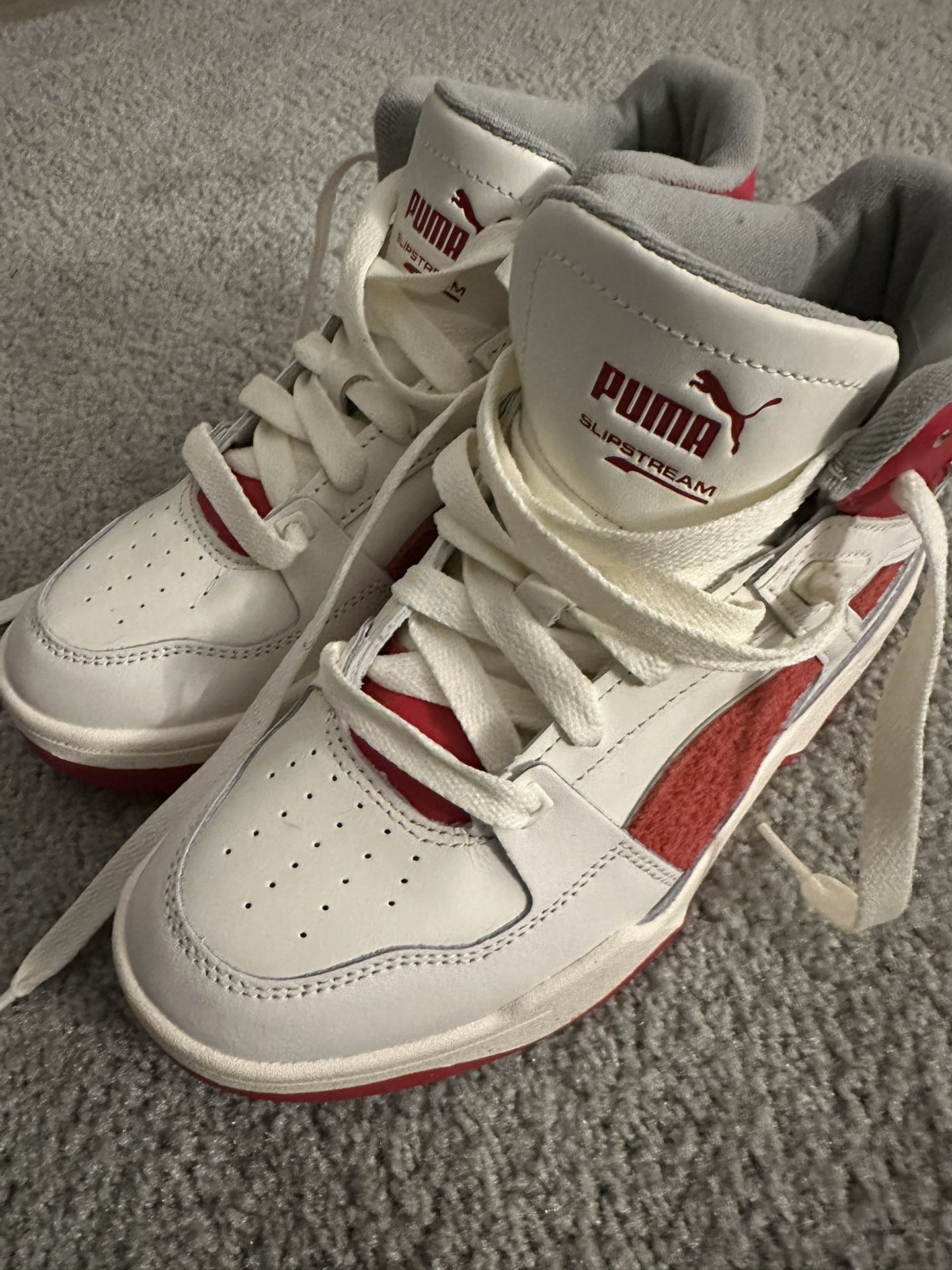 New Boys 5.5 Puma Sneakers