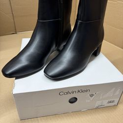 Calvin Klein Black Ankle Boots Women Size8  Low Heel Dress Booties