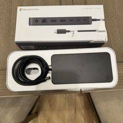 Microsoft Surface Thunderbolt 4 Dock