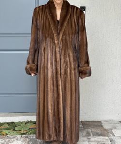 53” Genuine Demi Buff Lunaraine Mink