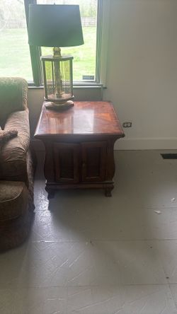 End Table And Lamp