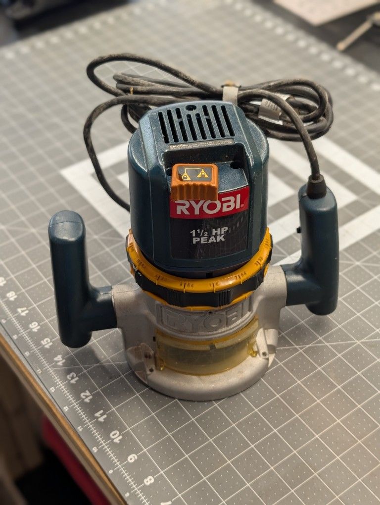 Ryobi Router 1 1/2 Hp