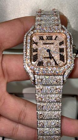 2 toned Moisinite watch with rose and white gold!