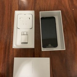 iPhone 7 Cricket New In Box 32 Gb