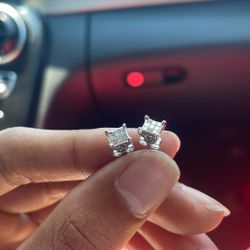 14k White Gold Earrings