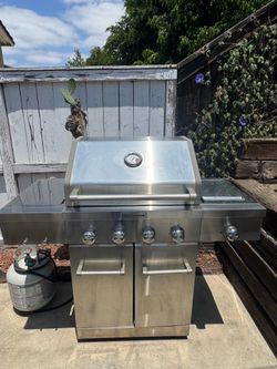 KitchenAid 3 burner grill