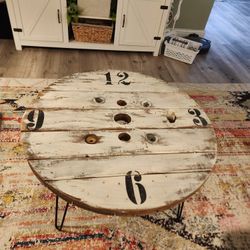Farmhouse coffee table- heavy- 33 in round $45