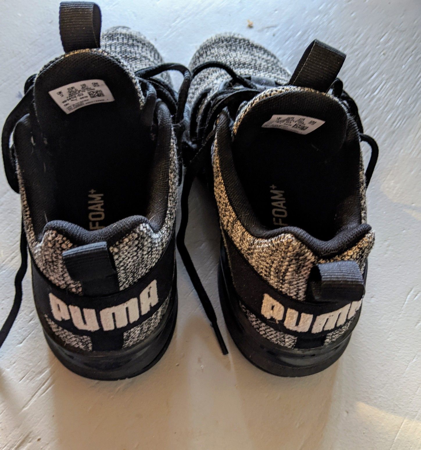 Boys sneakers size 4