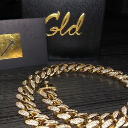 Diamond Cuban Link Choker (19mm) In Gold