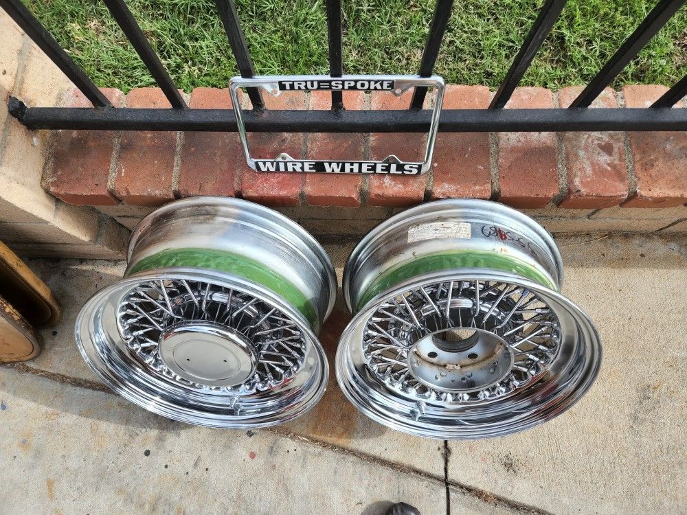 Tru Spoke Tru Classics Wire Wheels 15 Inch for Sale in Garden Grove, CA