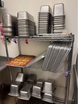 Restaurant stainless steel containers with lids
