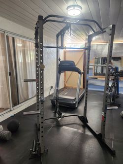 Squat Rack Power Cage