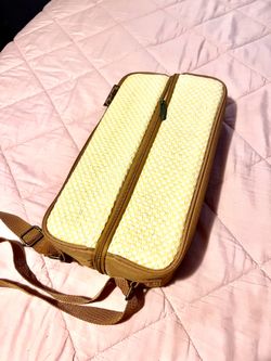 Vintage picnic wine cooler