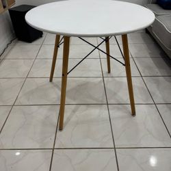 Free Round Dining Table. 