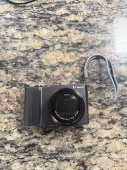 Panasonic Lumix ZS300 Digital Camera