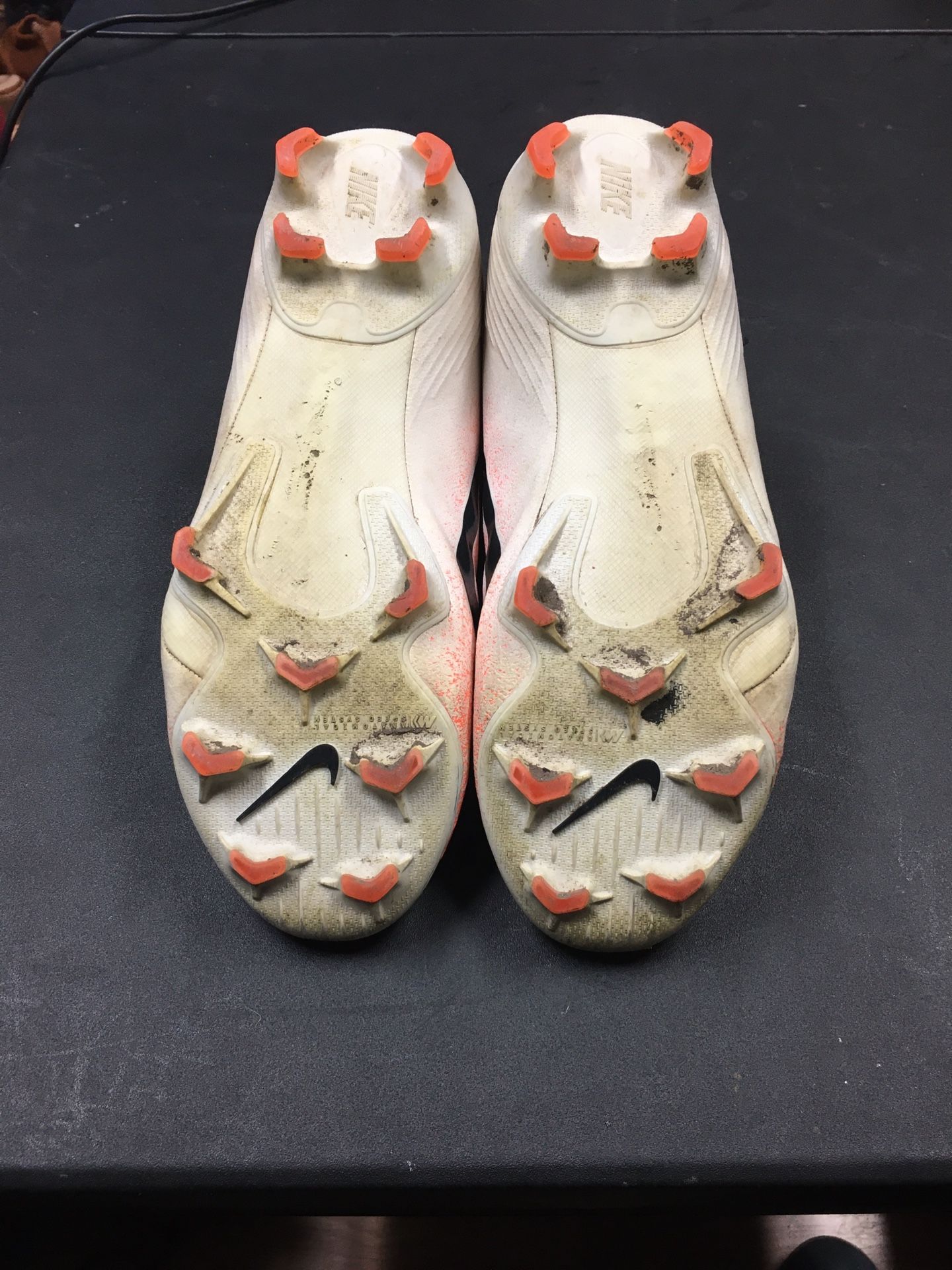 Soccer shoes nike mercurials